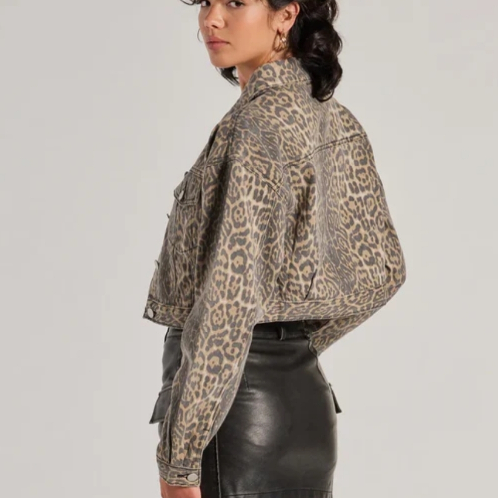 Windsor Leopard Print Denim Jacket - Picture 3 of 11